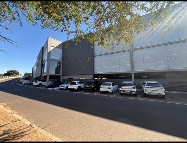 1,000M² OFFICE TO LET IN NORTHGATE BUSINESS PARK